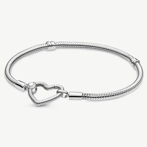 Pandora Moments Heart Closure Snake Chain Bracelet 8IN